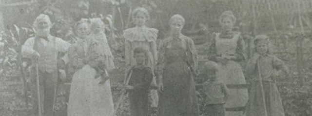 Ephraim, Helena and their 7 children in West Virginia